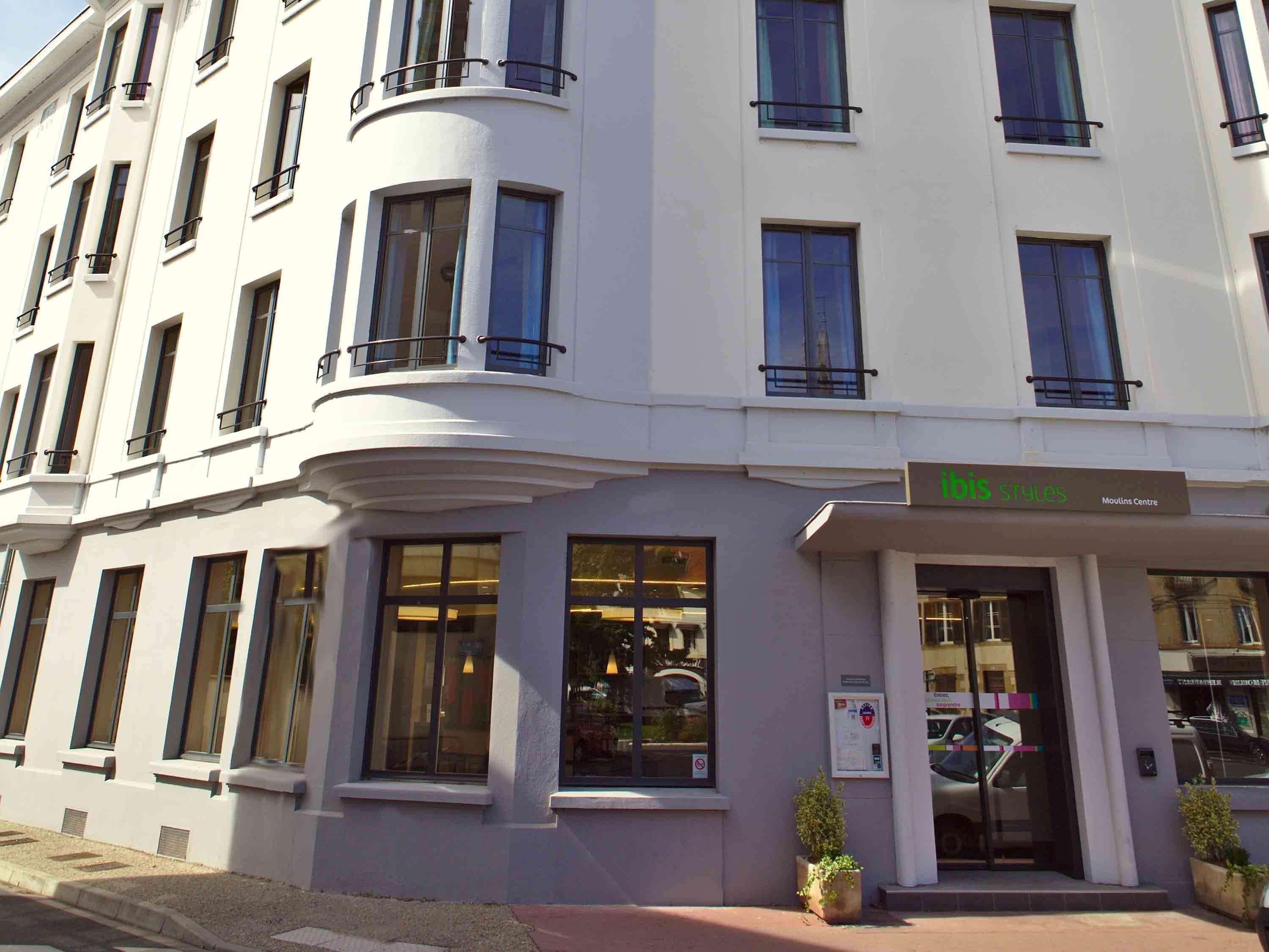 Готель Ibis Styles Moulins Centre Екстер'єр фото