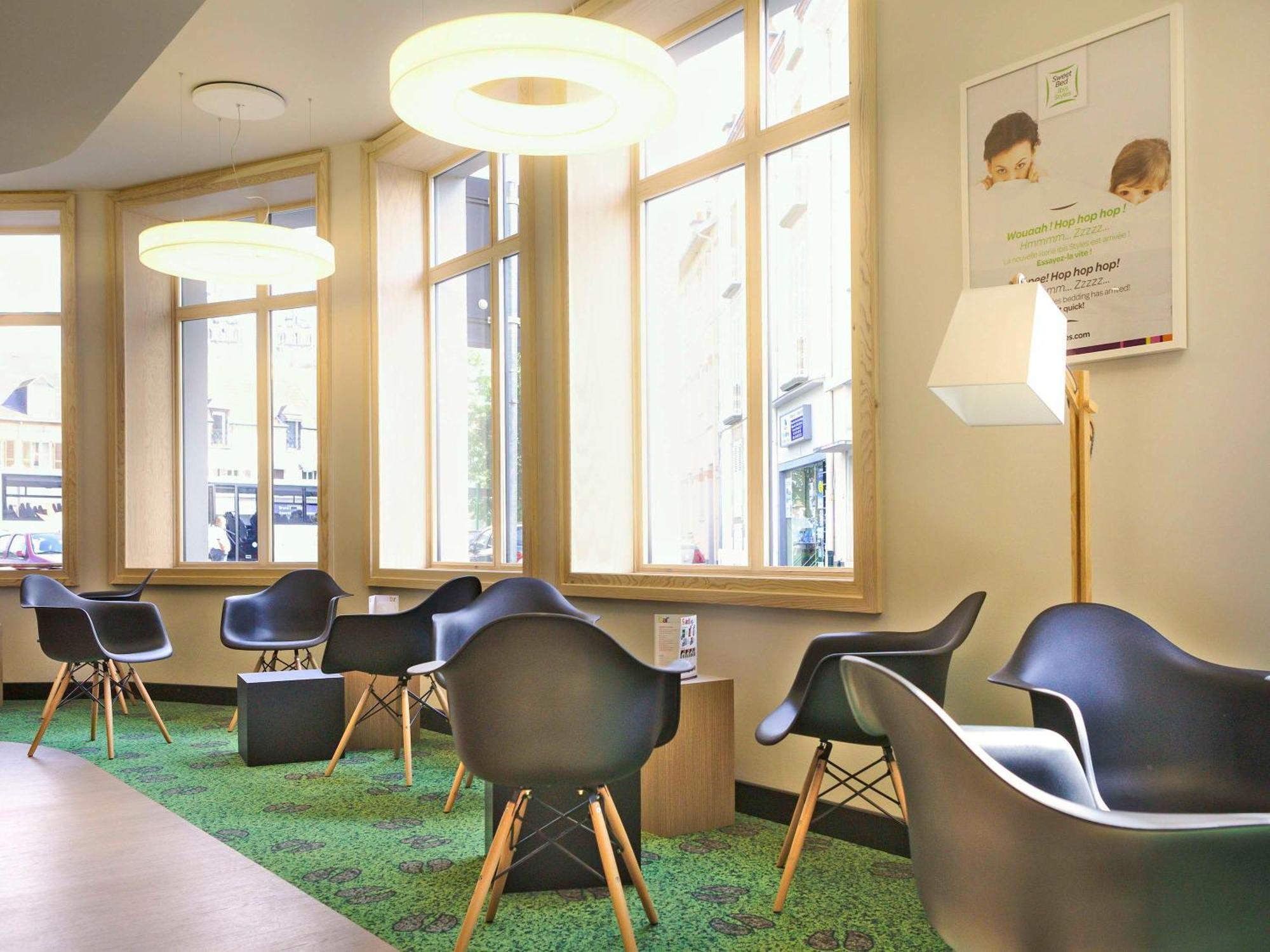 Готель Ibis Styles Moulins Centre Екстер'єр фото