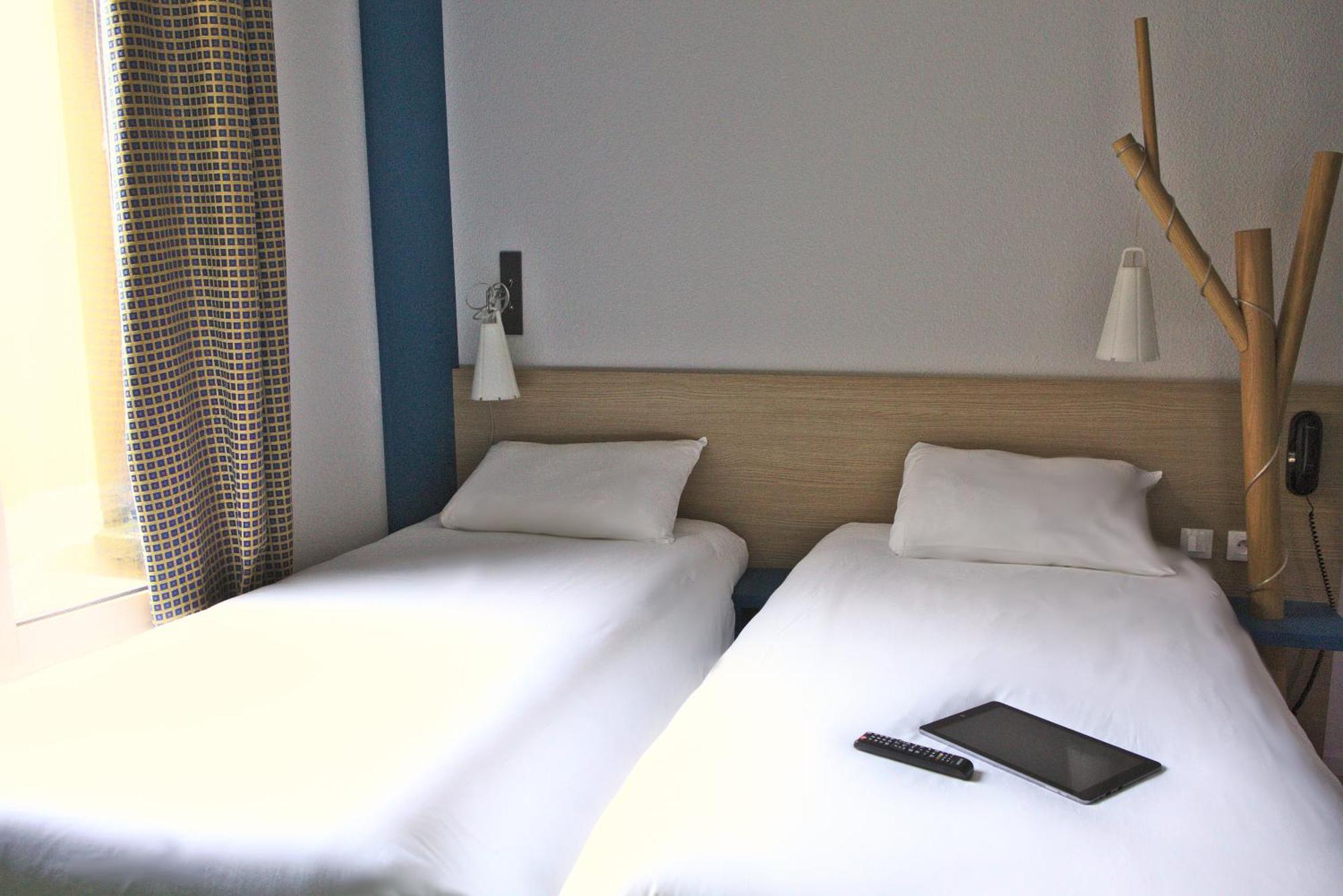 Готель Ibis Styles Moulins Centre Екстер'єр фото